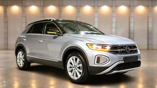 2022  Volkswagen T-Roc 110TSI Style SUV (Pyrite Silver) Pre-Owned Car Thumbnail