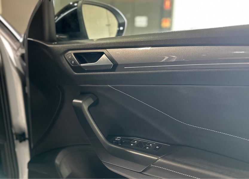 2022 Volkswagen T-Roc 110TSI Style D11 Auto MY23 Photo 9