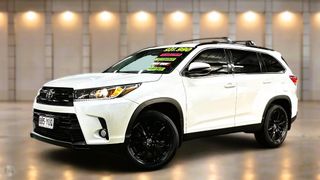 2019 Toyota Kluger Black Edition SUV (Crystal Pearl) Pre-Owned Car Thumbnail