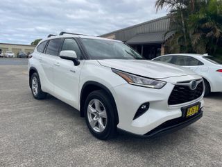2021 Toyota Kluger GX SUV (Crystal Pearl) Pre-Owned Car Thumbnail