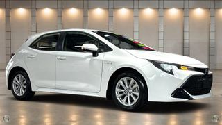 2022  Toyota Corolla Ascent Sport Hybrid Hatch (Frosted White) Pre-Owned Car Thumbnail