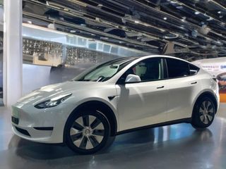 2022 Tesla Model Y Rear-Wheel Drive SUV (Pearl White) Pre-Owned Car Thumbnail