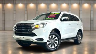 2022  Isuzu MU-X LS-U SUV (White) Pre-Owned Car Thumbnail
