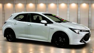 2023 Toyota Corolla Ascent Sport Hybrid Hatch (Glacier White) Pre-Owned Car Thumbnail