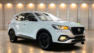 2022  MG HS Vibe SUV (White) Pre-Owned Car Thumbnail