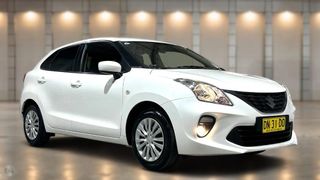 2022  Suzuki Baleno GL Hatch (Arctic White) Pre-Owned Car Thumbnail