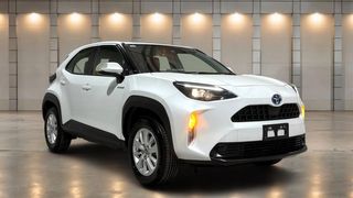 2023  Toyota Yaris Cross GX SUV (Frosted White) Pre-Owned Car Thumbnail