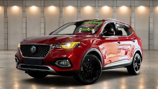 2023  MG HS Excite SUV (Diamond Red) Pre-Owned Car Thumbnail