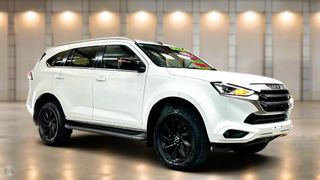 2022 Isuzu MU-X LS-U SUV (White) Pre-Owned Car Thumbnail