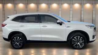2024 GWM Haval H6 Lux Hybrid SUV (Hamilton White) Pre-Owned Car Thumbnail