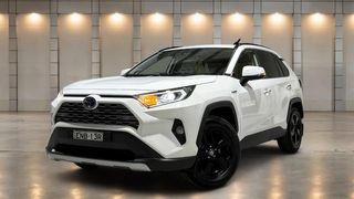 2021  Toyota RAV4 Cruiser SUV (Glacier White) Pre-Owned Car Thumbnail