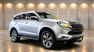 2022 Isuzu MU-X LS-T SUV (Mercury Silver) Pre-Owned Car Thumbnail