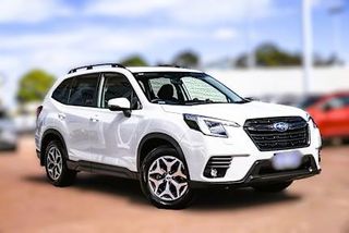 2023  Subaru Forester 2.5i SUV (Crystal White) Pre-Owned Car Thumbnail
