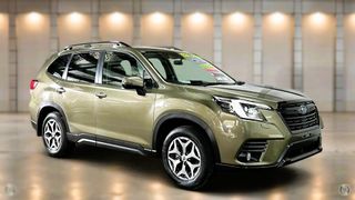 2023 Subaru Forester 2.5i 50 Years Edition SUV (Green) Pre-Owned Car Thumbnail