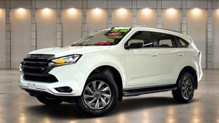 2022  Isuzu MU-X LS-U SUV (White) Pre-Owned Car Thumbnail