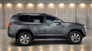 2022 Toyota Landcruiser Sahara SUV (Graphite) Pre-Owned Car Thumbnail