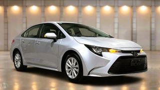 2022  Toyota Corolla Ascent Sport Sedan (Silver Pearl) Pre-Owned Car Thumbnail