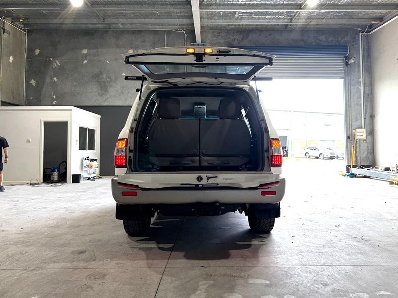 2005 Toyota Landcruiser GXL Auto 4x4 Photo 32