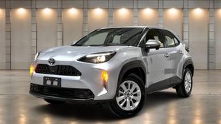 2023  Toyota Yaris Cross GX SUV (Stunning Silver) Pre-Owned Car Thumbnail