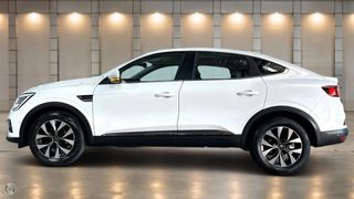 2023  Renault Arkana Zen SUV (White) Pre-Owned Car Thumbnail