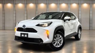 2023  Toyota Yaris Cross GX SUV (Frosted White) Pre-Owned Car Thumbnail
