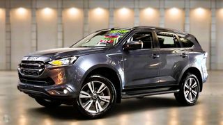 2022 Isuzu MU-X LS-T SUV (Obsidian Grey) Pre-Owned Car Thumbnail