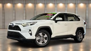 2022 Toyota RAV4 GX SUV (Glacier White) Pre-Owned Car Thumbnail