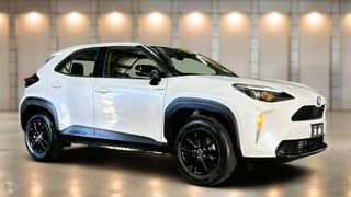 2022 Toyota Yaris Cross GX SUV (Crystal Pearl) Pre-Owned Car Thumbnail