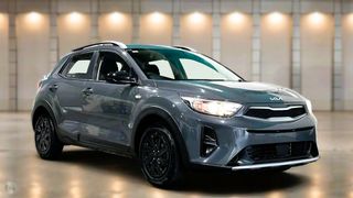 2022  Kia Stonic S SUV (Perennial Grey) Pre-Owned Car Thumbnail