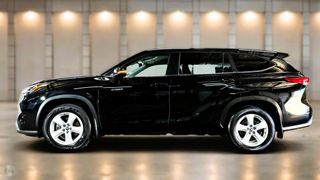 2023 Toyota Kluger GX SUV (Eclipse Black) Pre-Owned Car Thumbnail