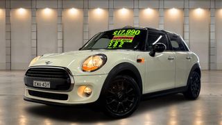 2016 MINI Hatch Cooper Hatch (Pepper White) Pre-Owned Car Thumbnail