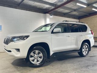 2021 Toyota Landcruiser Prado GXL SUV (Glacier White) Pre-Owned Car Thumbnail
