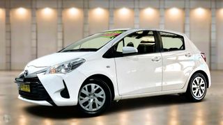 2019 Toyota Yaris Ascent Hatch (Glacier White) Pre-Owned Car Thumbnail