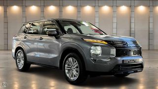 2023  Mitsubishi Outlander ES SUV (Titanium) Pre-Owned Car Thumbnail